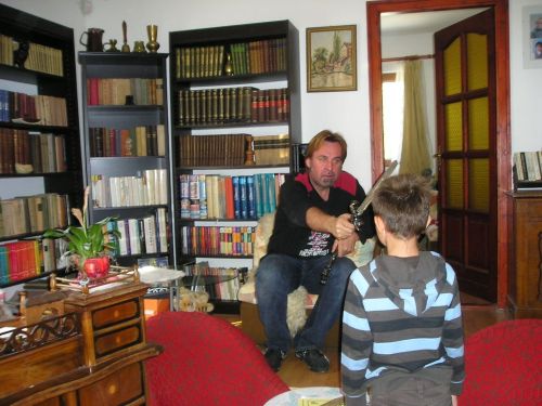 Nevetségessé teszem